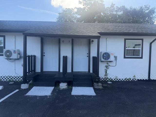 4605 North Hubert Avenue - 9
